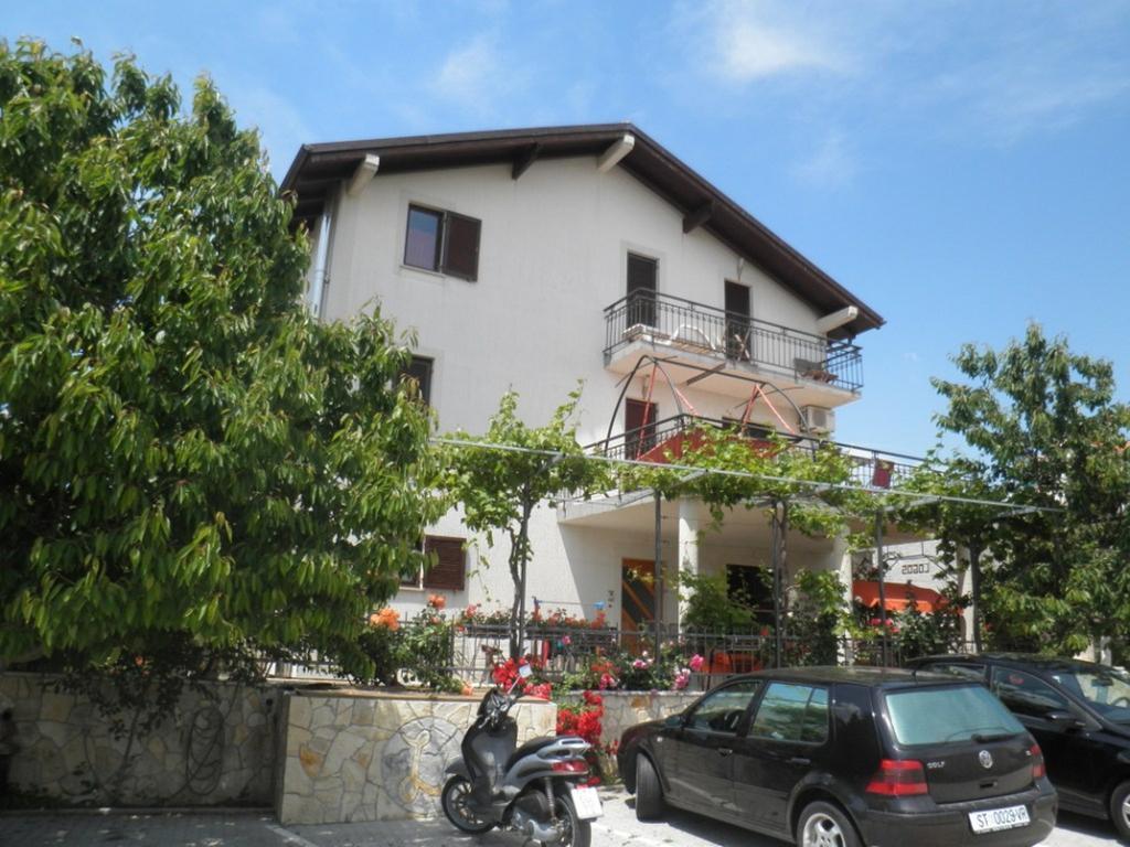 Apartments Logos Trogir Bagian luar foto